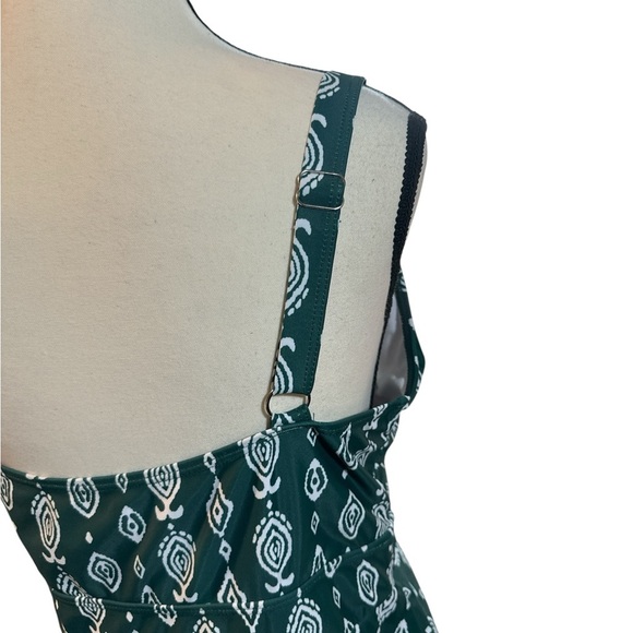 BloomChic Green and White Patterned One Piece Swimsuit - Picture 2 of 8